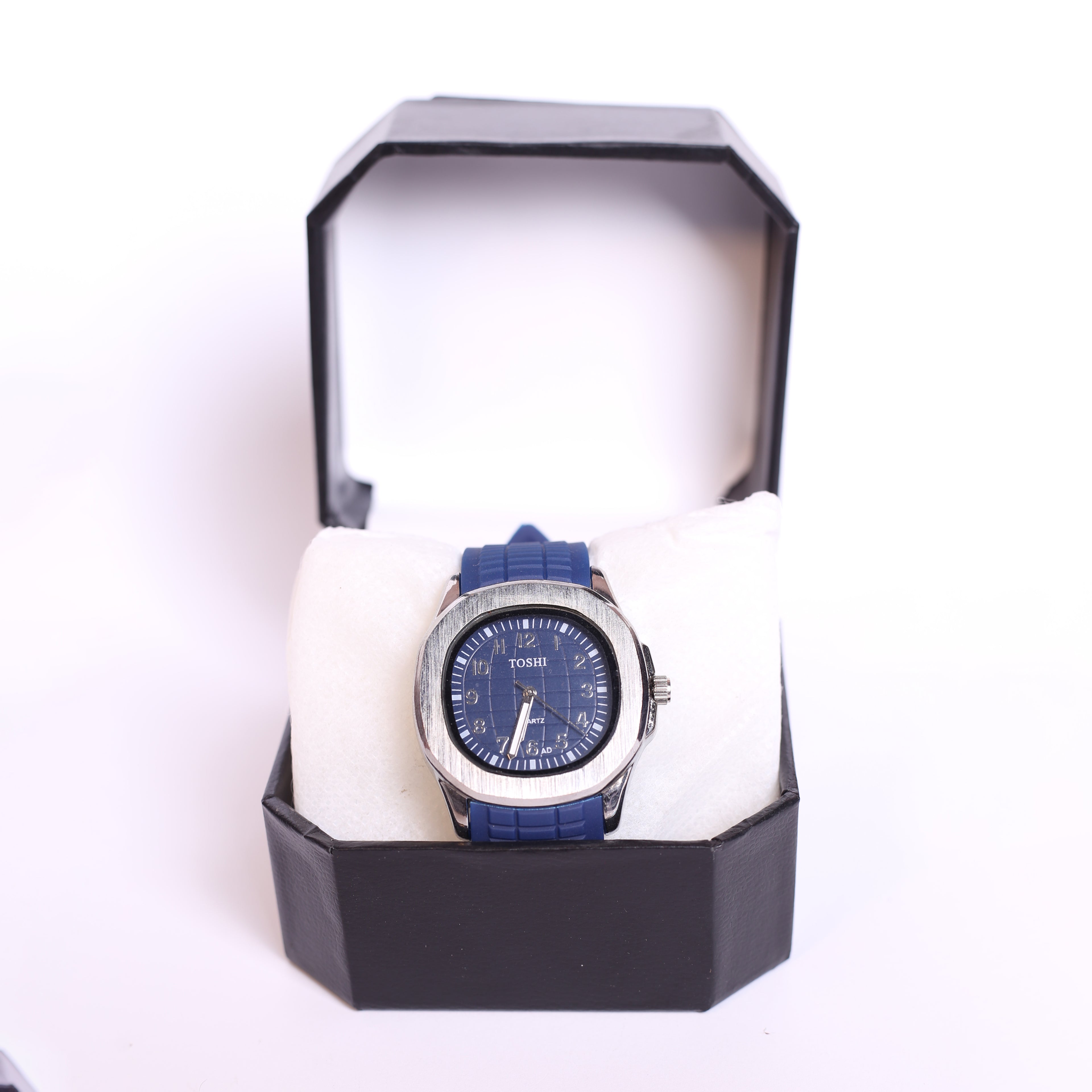TOSHI WATCH – ELEGANCE YOU CAN WEAR 4 COLOUR AVALIABLES